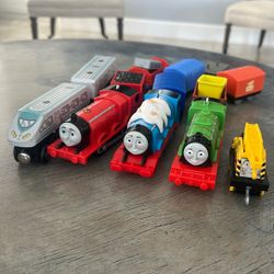 Thomas Train Cars & Magnetic Train