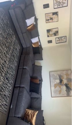 Couch ( sectional)