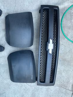 Chevy Silverado front grill and bumper caps