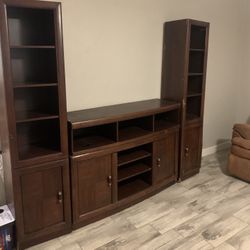 FREE Entertainment Set