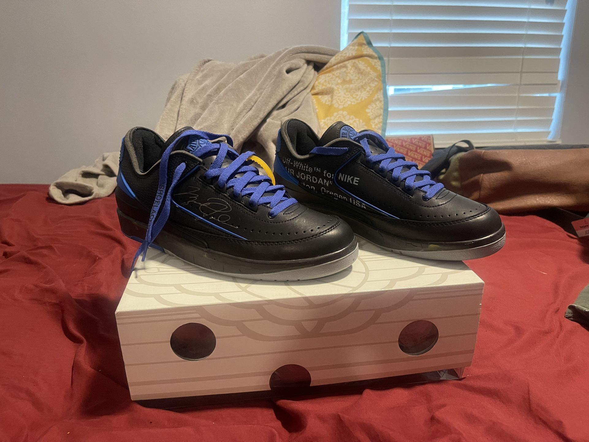Off-White Jordan 2 Size 9 Men’s Brand New