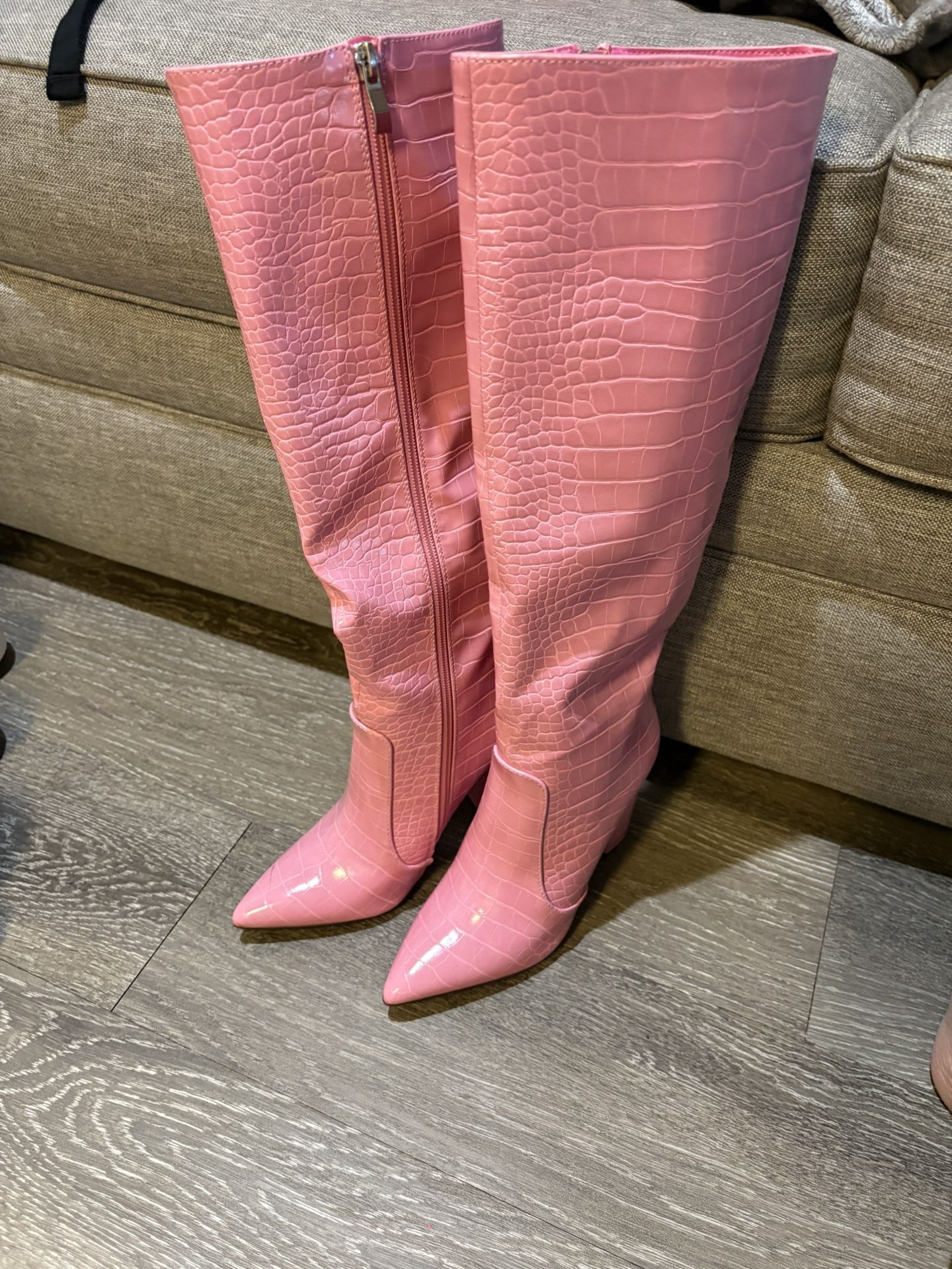 Givana Bubblegum Pink Boots