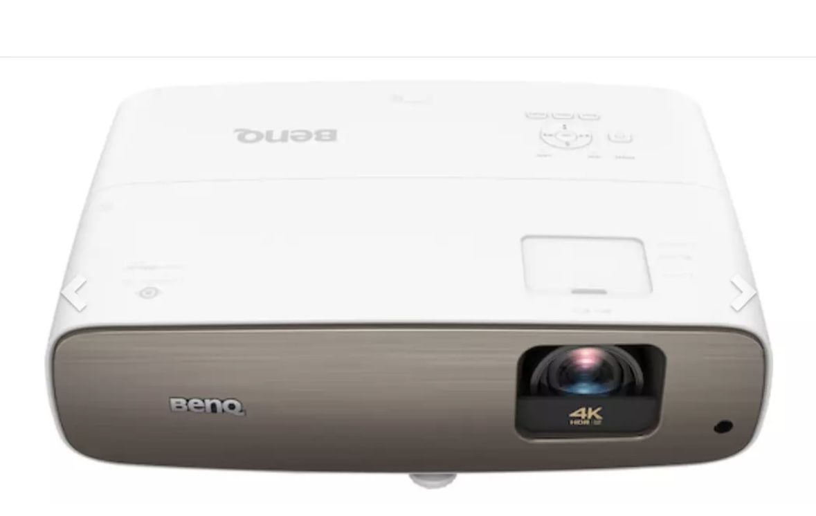 BenQ HT3550 HDR XPR 4K UHD Home Theater Projector - Very Good Condition