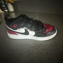 Nike Kids Basketball Shoes – Size 12C 🏀