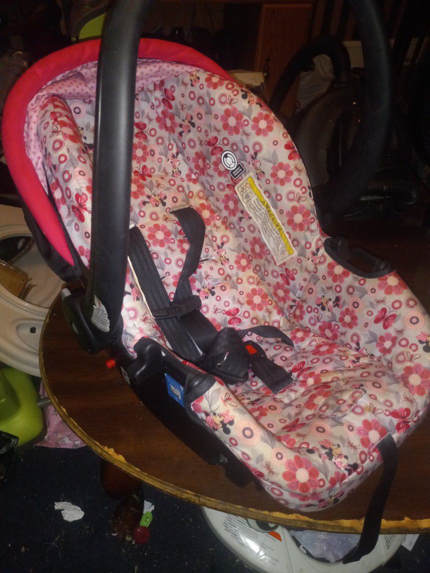 Baby Carseat Carrier Minnie Mouse 
