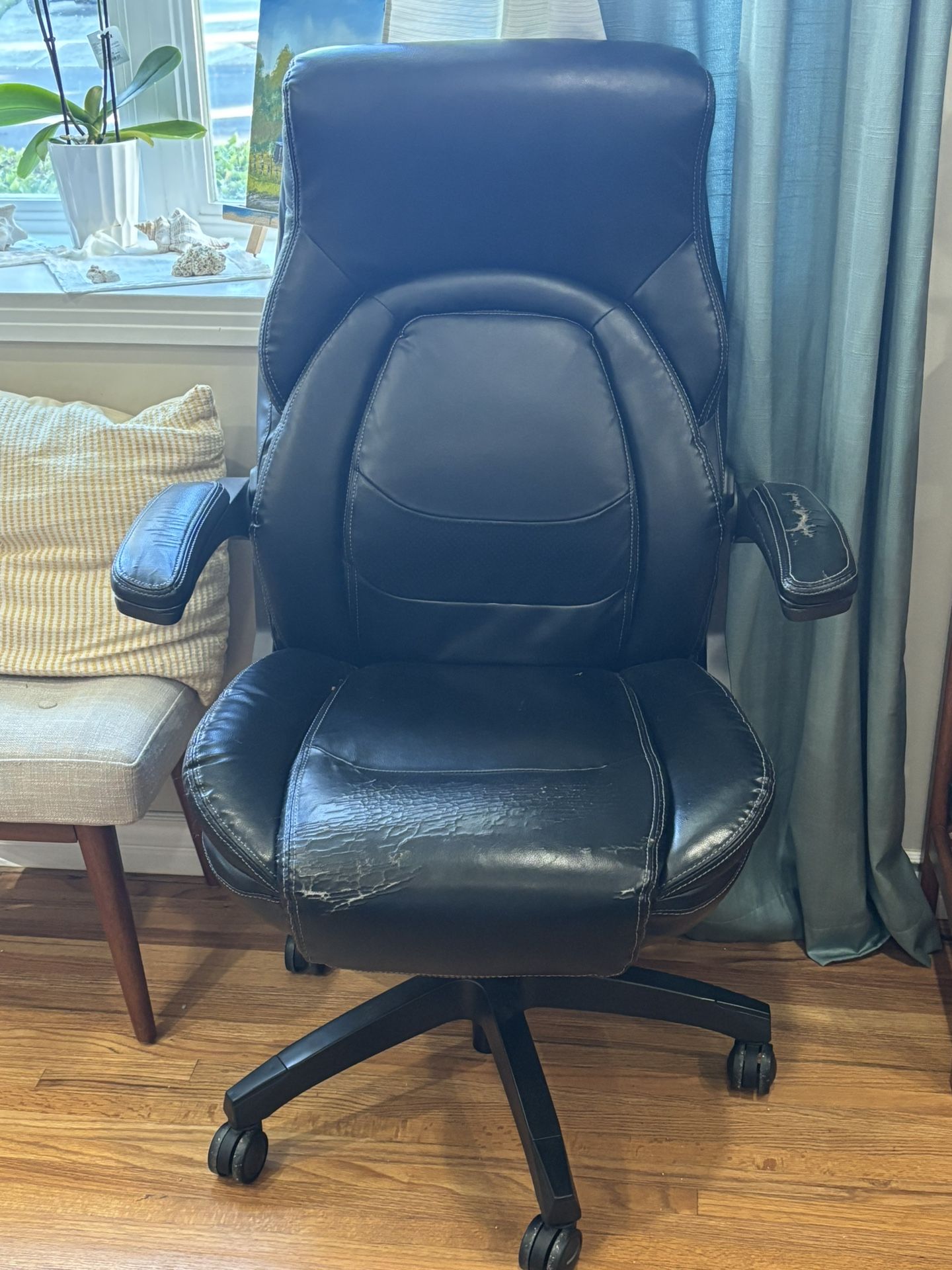 Black Office Chair