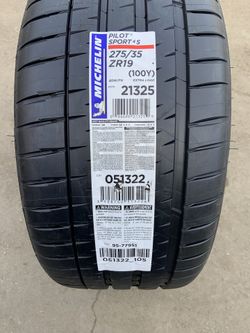 275-35-zr19. Michelin Pilot Sport 4s
