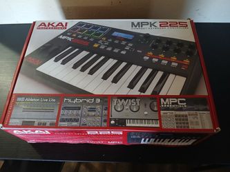 AKAI Professional MPK225