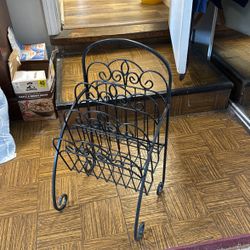 WROUGHT IRON TRIPLE TIER MAGAZINE RACK