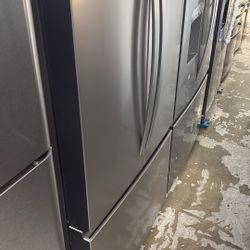 Whirlpool Refrigerator 