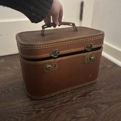 Vintage Brown Luggage Tote With Mirror Inside