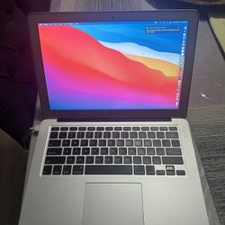 Apple Macbook For sale 