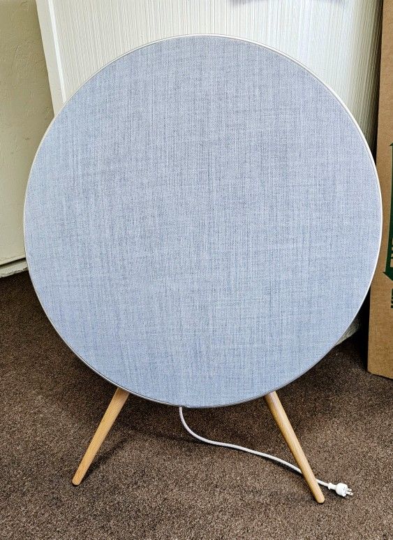 Bang & Olufsen A9 Speaker 4th Gen.