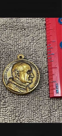 NV.  POPE JOHN XXIII CATHOLIC MEDAL.