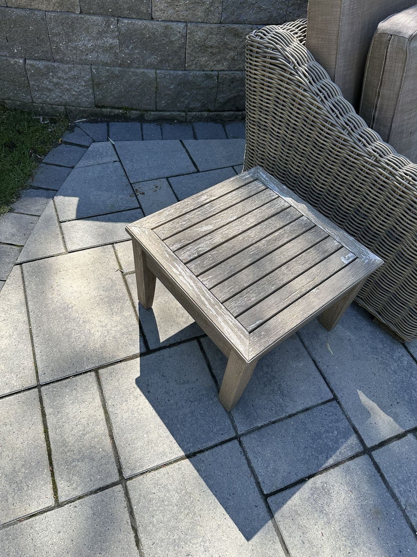RH Outdoor Side Table