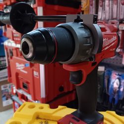 Milwaukee M18 FUEL 18V Lithium-Ion Brushless Cordless 1/2in. Hammer Drill/ Driver.  Tool-Only 