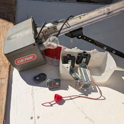Genie Garage Door Opener 