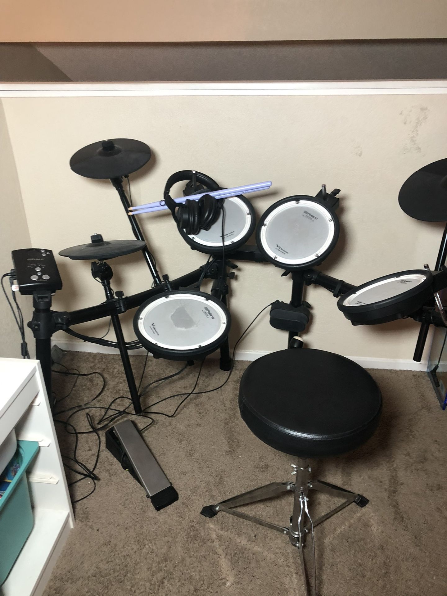 Roland V-Drums Electronic Drum Kit – $280