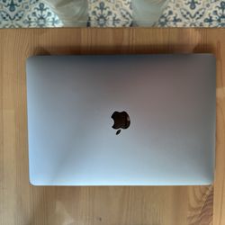 MacBook Air 13