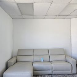 Leather Sectional- Nevio 