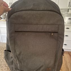 Case logic Era Laptop Backpack (like New)