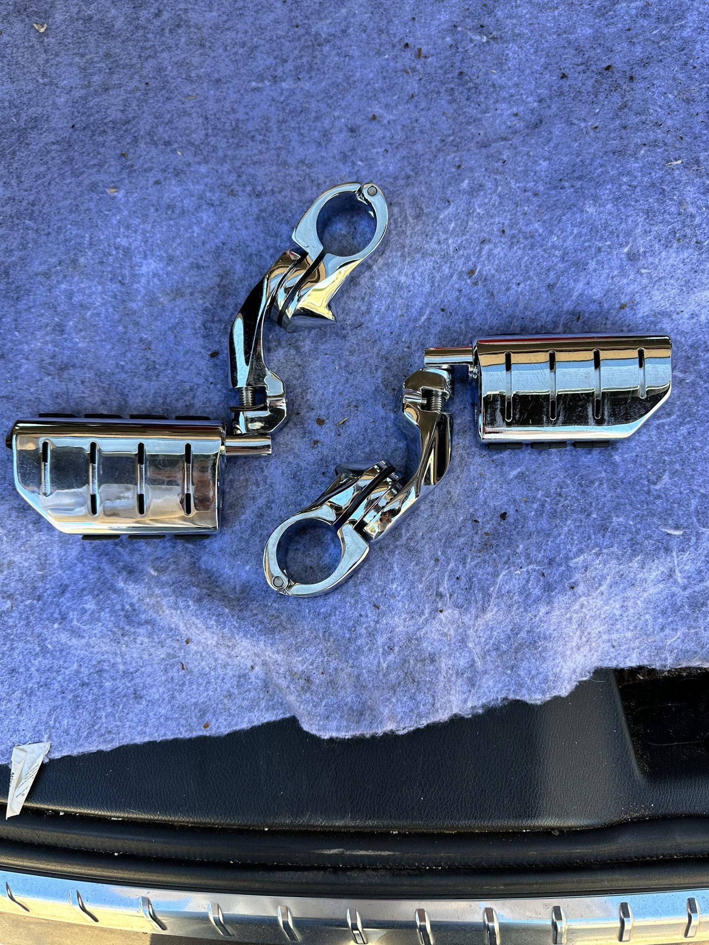 Motorcycle Highway Bar Foot Pegs New