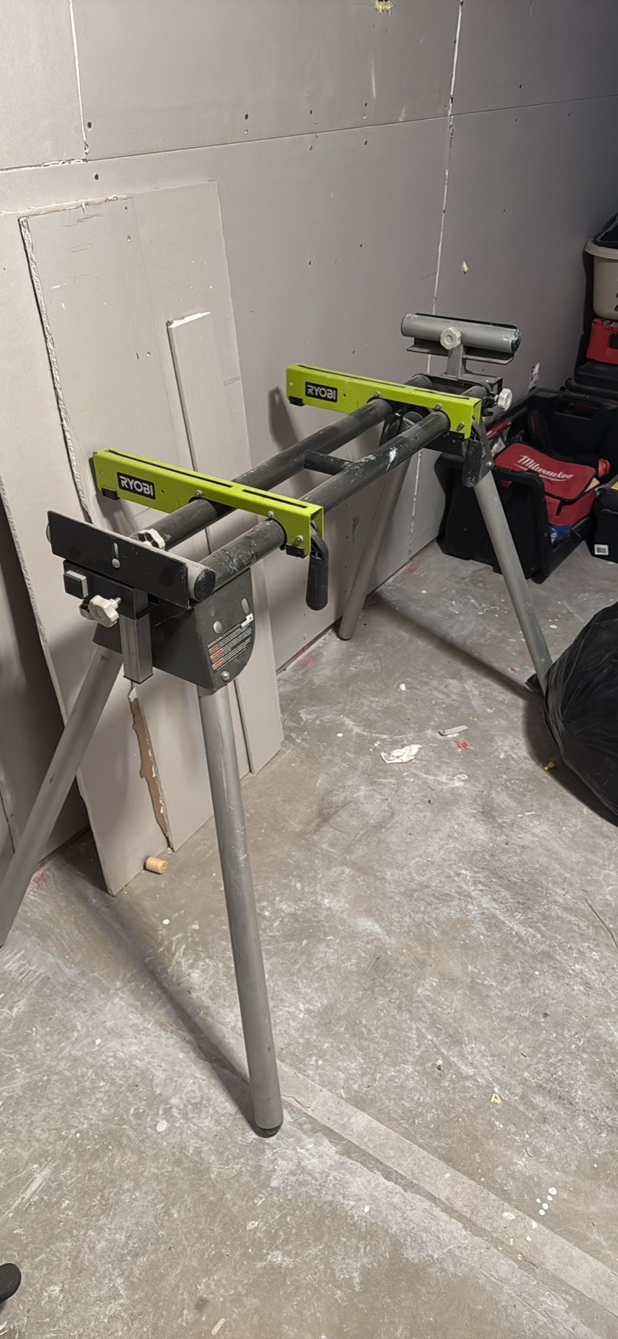 Ryobi Stand