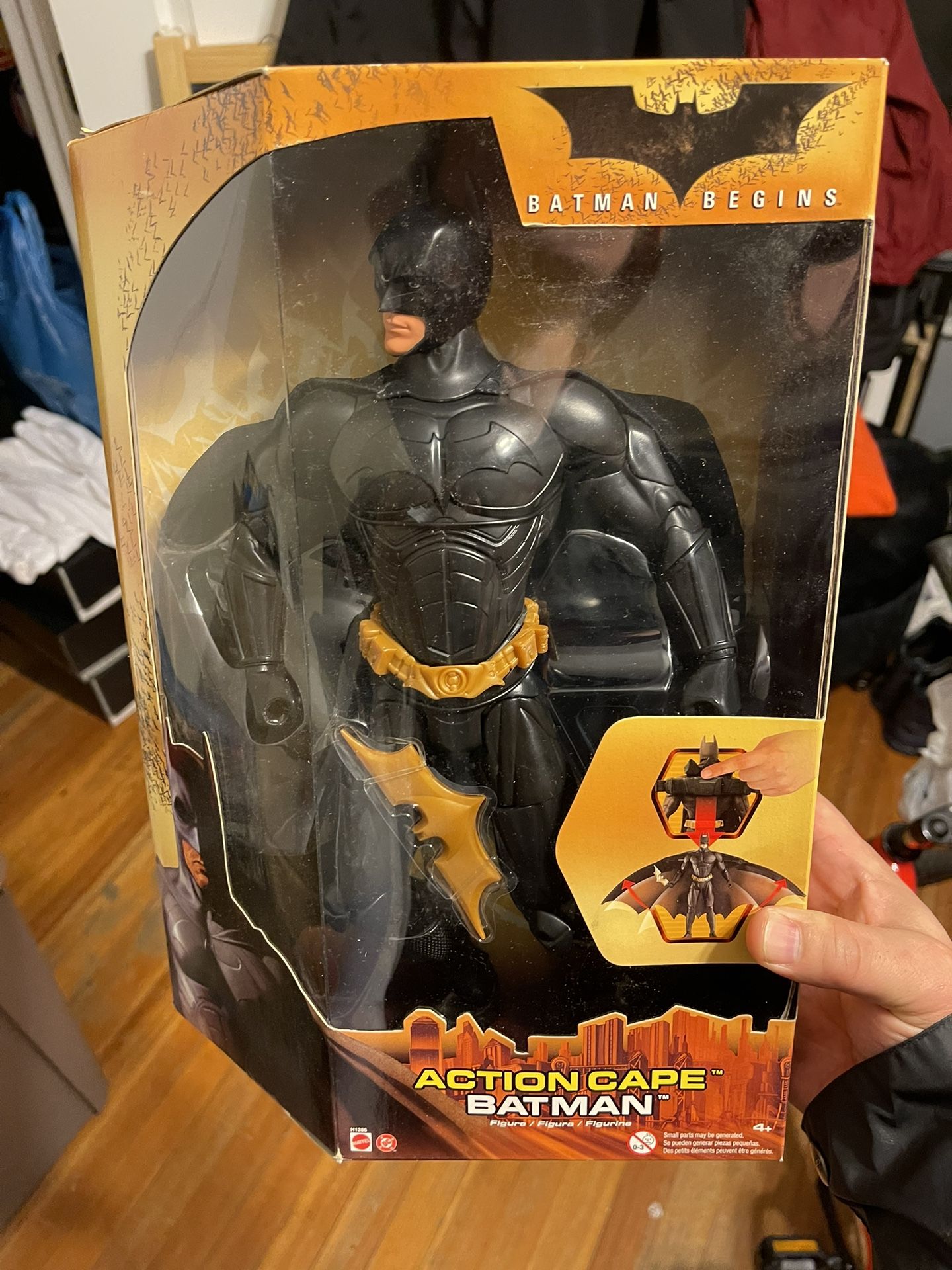 Batman Begins Action Cape 2005