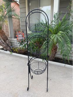 3 Tier Metal Stand W/Hanging Baskets