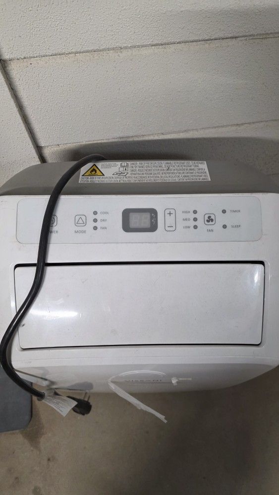 Vissani 8000 Btu Window Ac