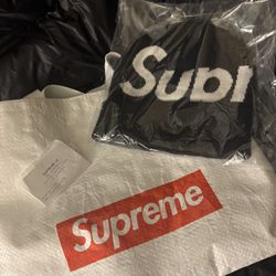Supreme Big Logo Beanie Black 