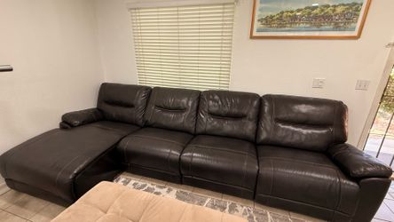 Leather couches for sale