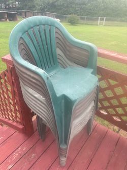 Outdoor plastic chairs I have 20 asking eight dollars apiece