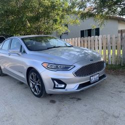 2019 Ford Fusion Hybrid