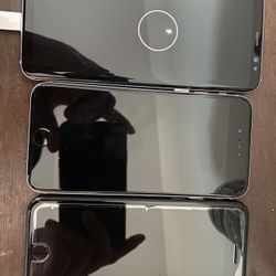 2iPhone 8 And Galaxy S8