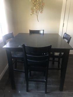 Dining Table Set 