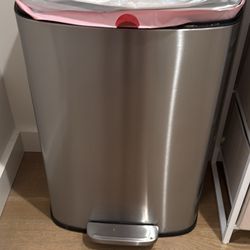 Trash Bin