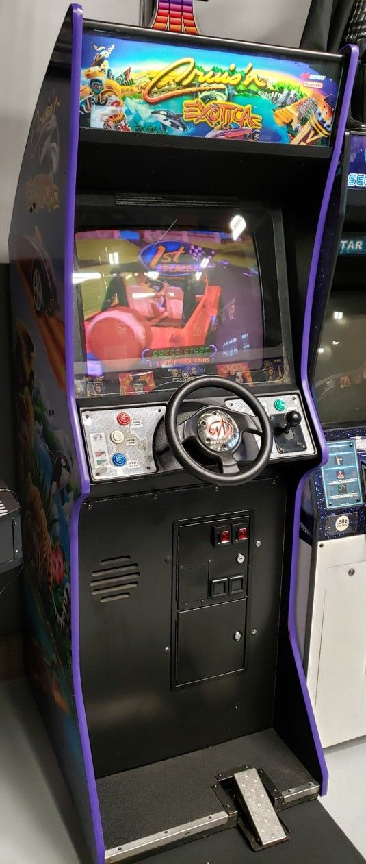 Cruis'n World Arcade Game Upright