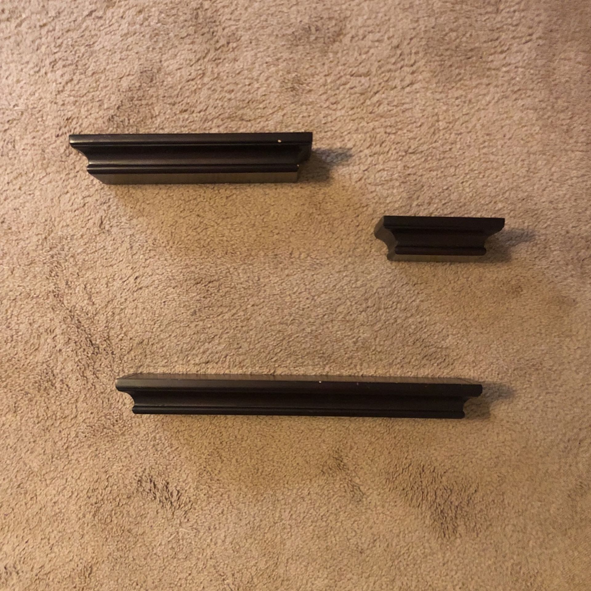 Staggered Shelves