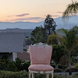 Beautiful Vintage Pink Accent Chair