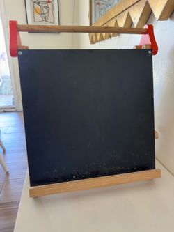 Wooden Table Top Easel With Chalkboard & Whiteboard