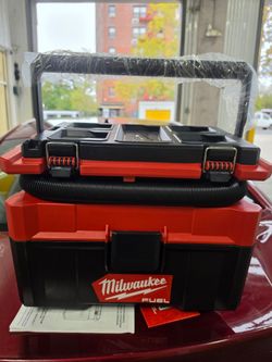 M18 FUEL PACKOUT 18-Volt Lithium-Ion Cordless 2.5 Gal. Wet/Dry Vacuum (Vacuum-Only)