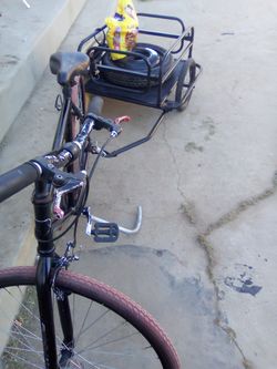 Fixi con trailer black