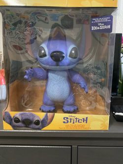 Animatronic Stitch Collectable
