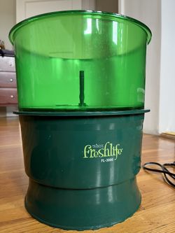 Tribest Fresh Life Sprouter FL-3000 Automatic Seed Sprouter For Sprouting Seeds, Green (USED - GOOD Condition)