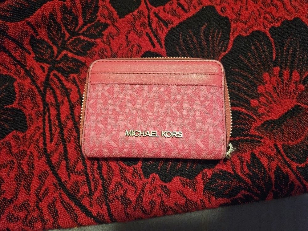 MICHAEL KORS WALLET