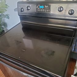 Stove, Microwave &  Dishwasher 