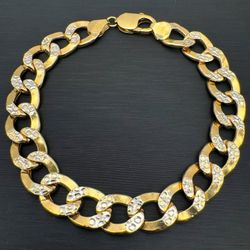 10k solid two tone gold Curb link Style 8.5” bracelet 10.8mm 16.7 grams