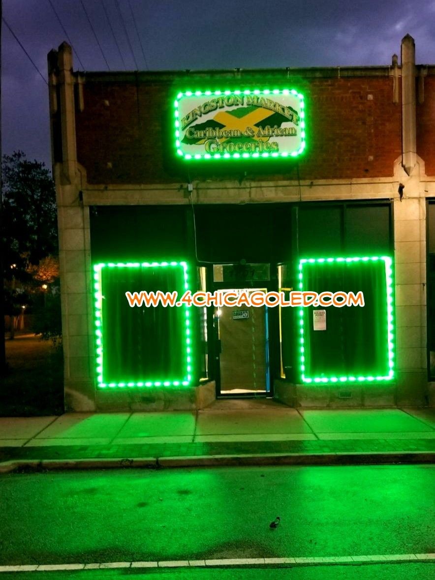 Storefront LED lights installed-luces LED para los negocios