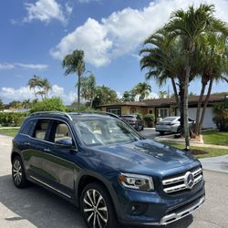 2023 Mercedes Benz Glb250
